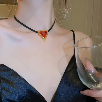 Винтажное ожерелье в виде сердца, Ретро-Преувеличенные Аксессуары для старшего Чувства Темперамента, Индивидуальное Ожерелье-ниша, Женское