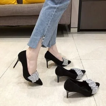 Черные женские туфли на высоком каблуке со стразами, новинка 2023 года, сетка на шпильке, Красный темперамент, универсальные женские тонкие туфли с острым носком для банкета
