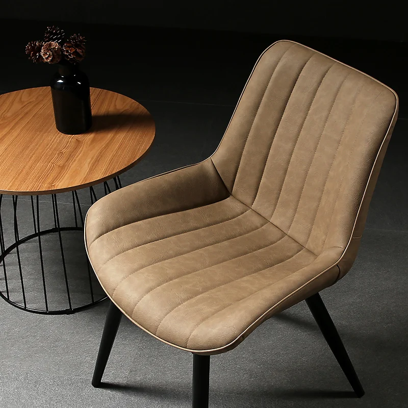 Кожаные обеденные стулья для гостиной, современные ножки из черного металла, эргономичные обеденные стулья Nordic Unique, Дизайнерский салон Cadeira Furniture WK . ' - ' . 4