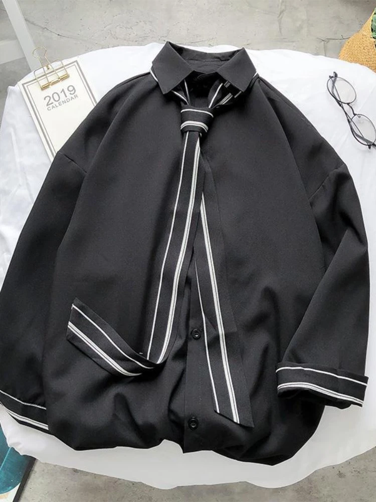 Мужская рубашка с длинными рукавами в гонконгском стиле, простая однотонная рубашка, студенческий Свободный Элегантный топ, молодежная блузка в полоску . ' - ' . 4