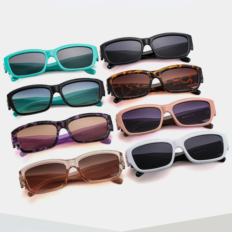 Новые квадратные Красочные солнцезащитные очки, женские модные градиентные оттенки, UV400, мужские металлические заклепки, двухцветные солнцезащитные очки . ' - ' . 3