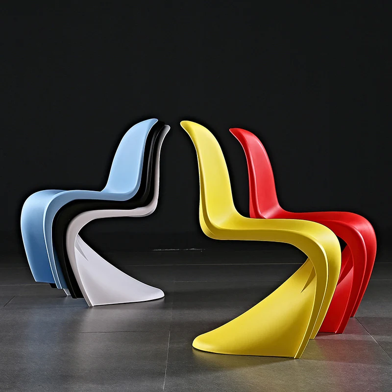 Обеденные стулья Ins Пластиковый стул для отдыха обеденный стул S Образный пластиковый стул Модный обеденный стул Дизайнерская мебель 2022 года . ' - ' . 1