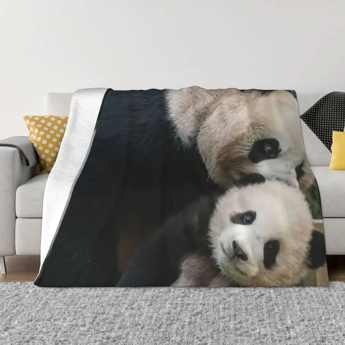 Одеяло FuBao Panda Fu Bao Легкое дышащее Фланелевое покрывало с защитой от скатывания для дивана в спальне . ' - ' . 0