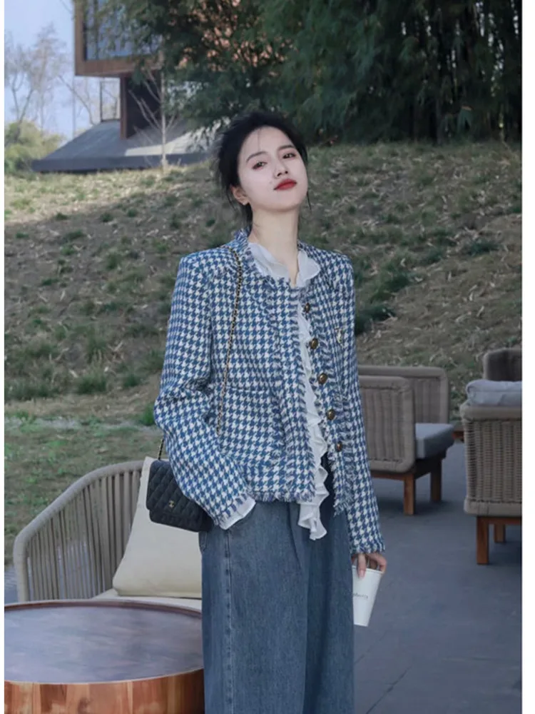 Пальто Xiaoxiangfeng, женский короткий стиль, Весна и осень 2023, Новинка Ранней весны, популярное высококачественное корейское меньшинство . ' - ' . 4