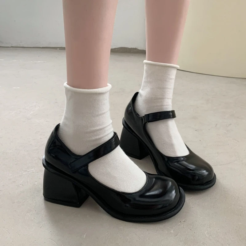 Туфли Мэри Джейн на черном каблуке, женские туфли в стиле Лолиты на платформе, мода 2022 года, винтажные туфли на толстом высоком каблуке, модные роскошные туфли-лодочки . ' - ' . 0