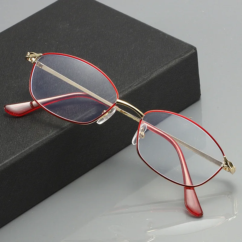 Модные женские очки для чтения в металлической оправе с защитой от синего света, высококачественные женские очки для дальнозоркости . ' - ' . 1